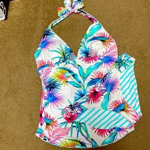 Tommy Bahama reversible tankini size medium